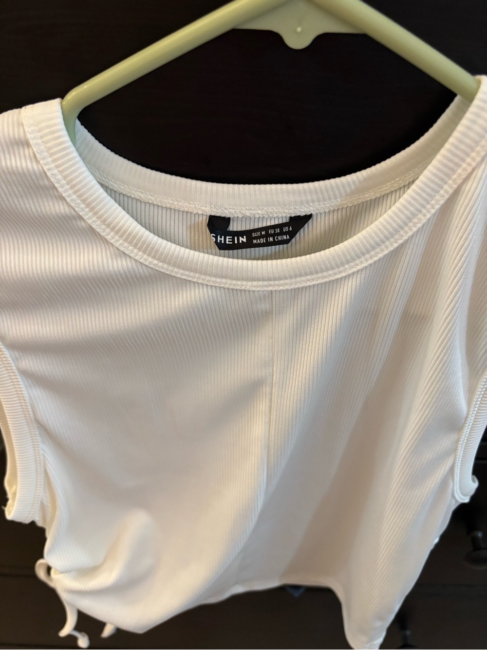 Sleeveless White Ribbed Drawstring Tank Top - Picture 2 of 3